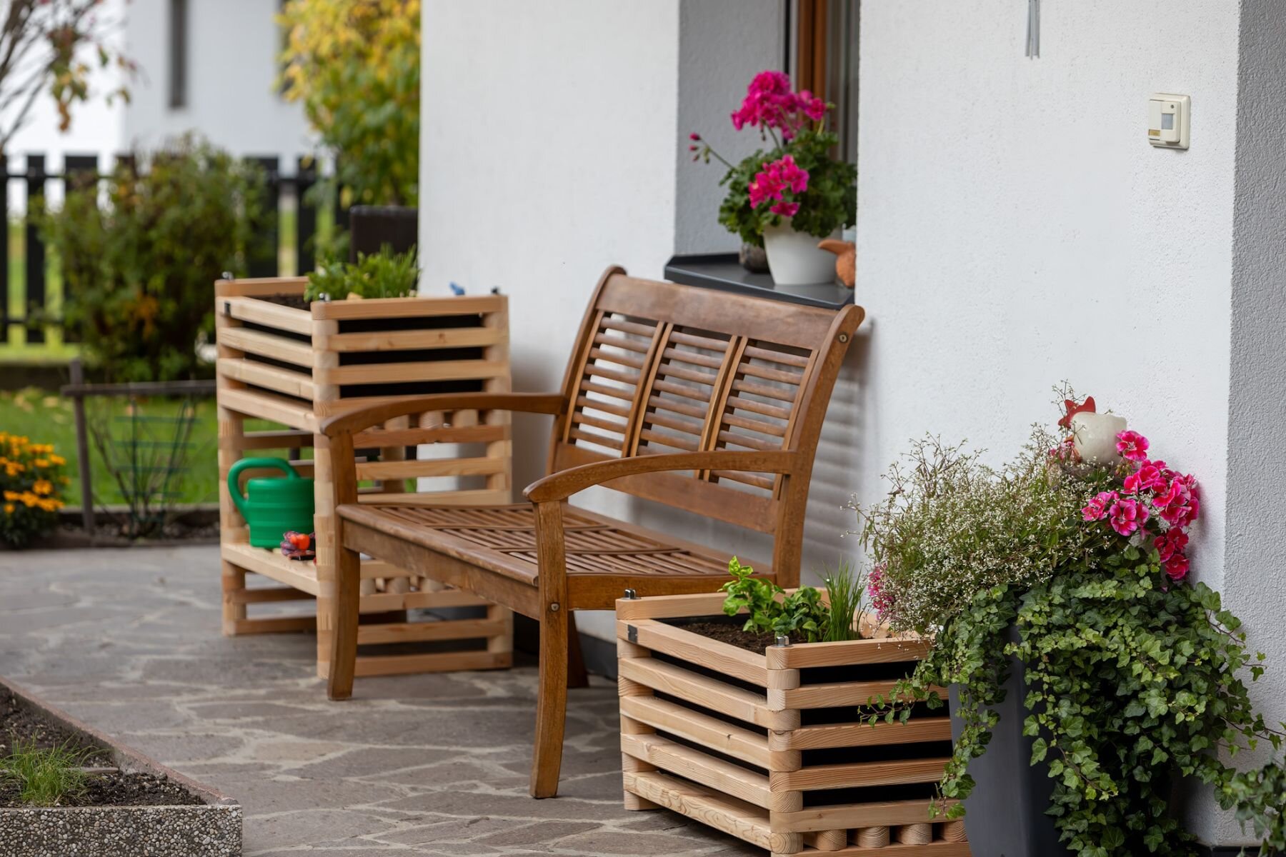 Balkonbeete aus Lärchenholz