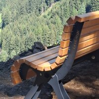 Die "LeoLiege" Gartenbank - Komfortabler Sitz...